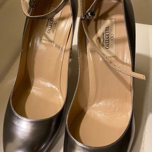 Valentino garavani pump